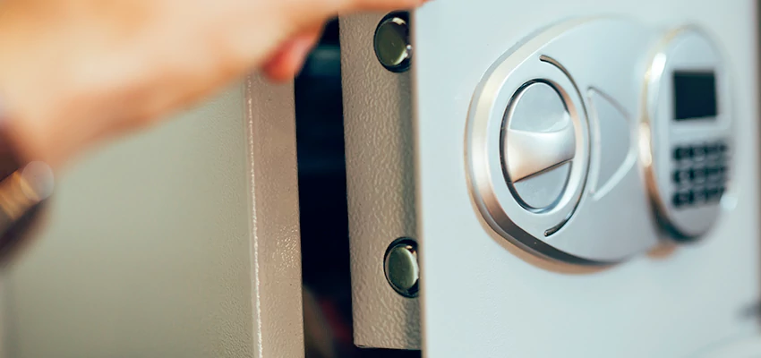 Fingerprint Safe Openers in Blythe, CA